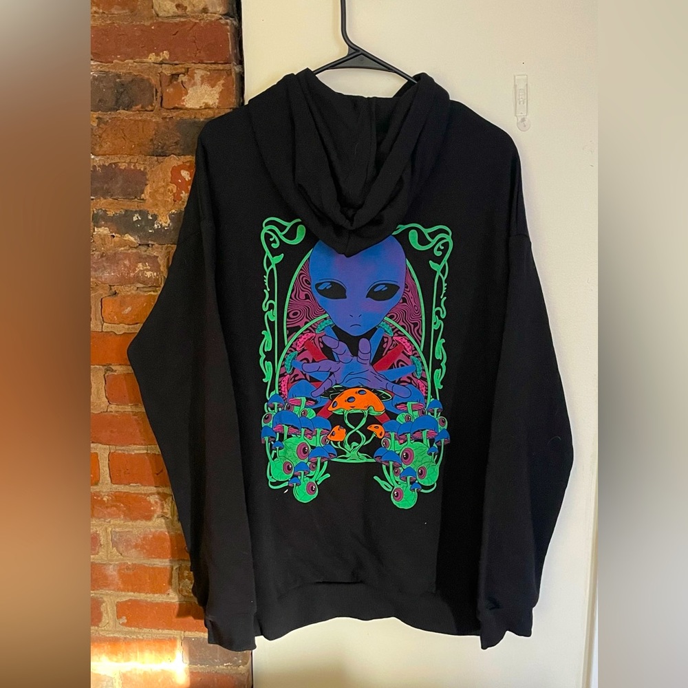 YOURTURN black hoodie size M